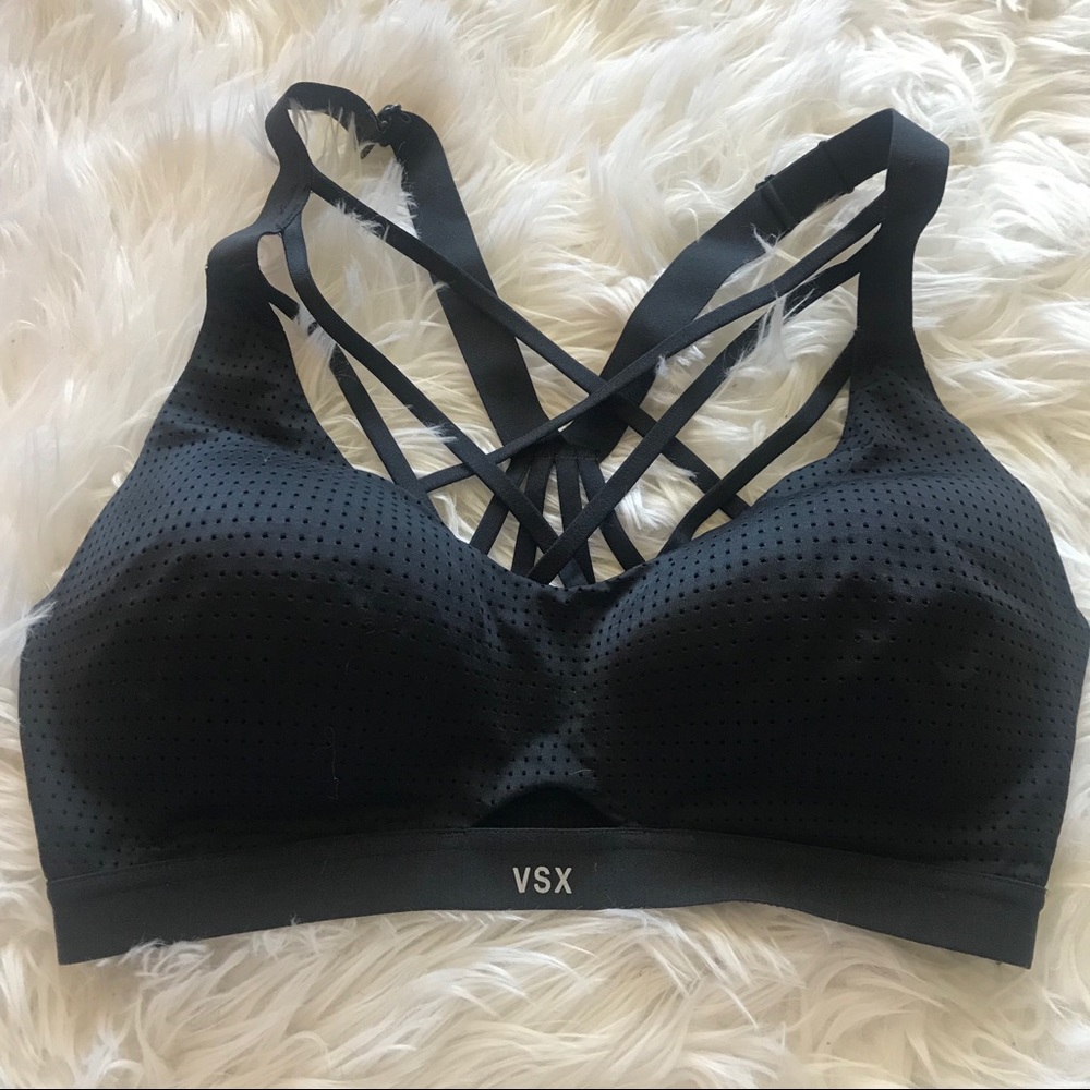 Victoria’s Secret lightweight strappy sports bra